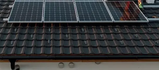 solar panels and roof cleaning services